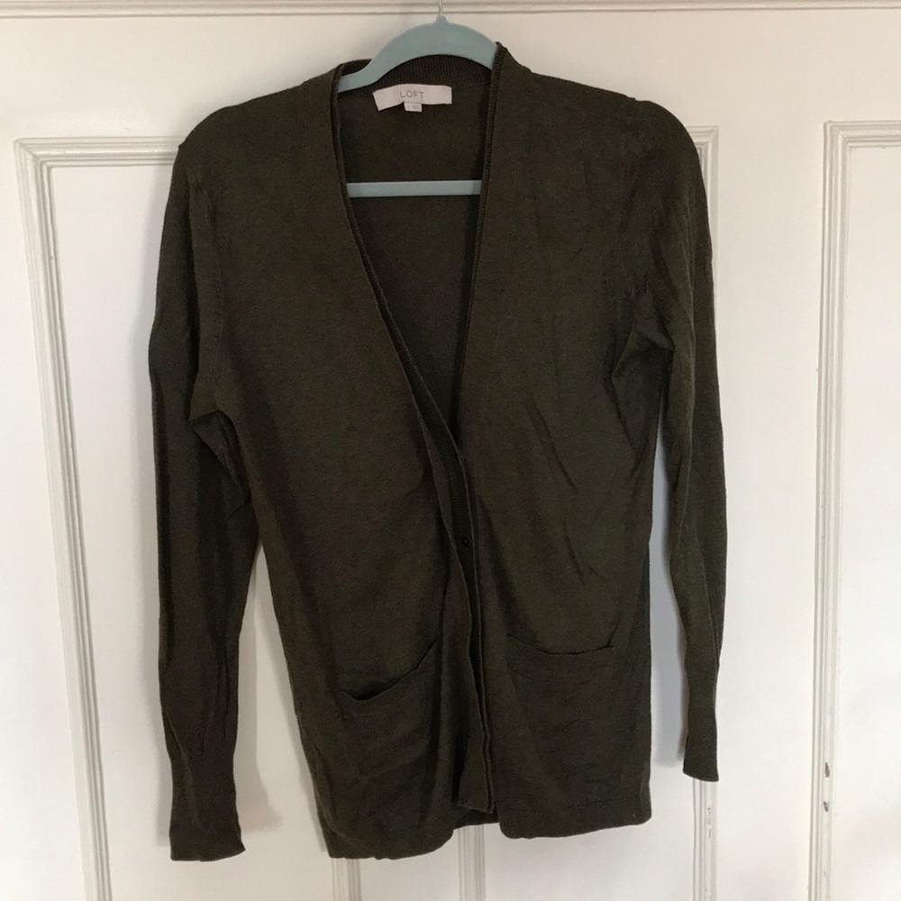 Ann Taylor Loft olive Cardigan